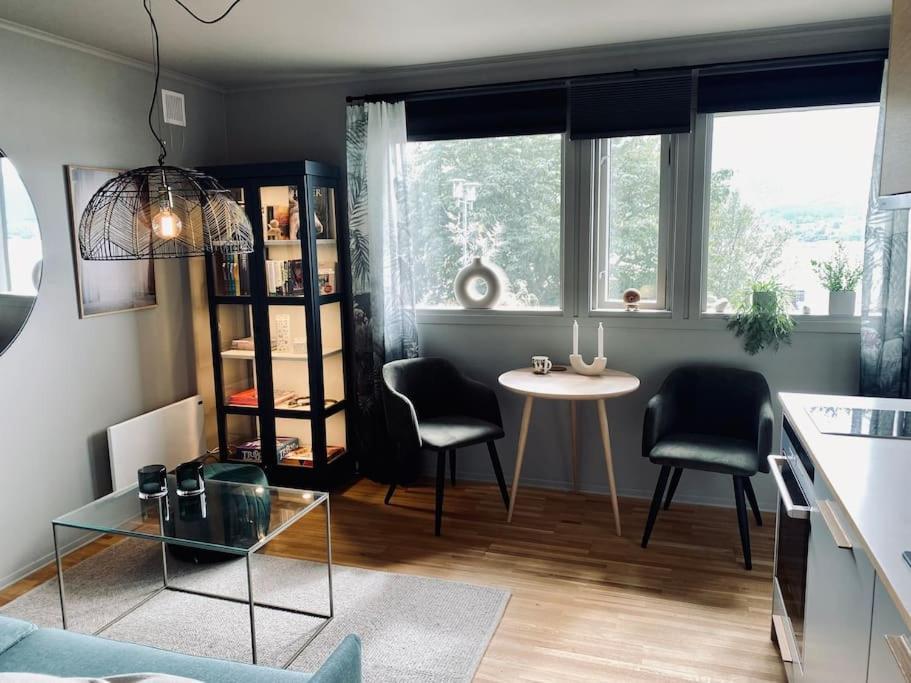 Leilighet I Hjertet Av Sunnmore! Sykkylven Ngoại thất bức ảnh